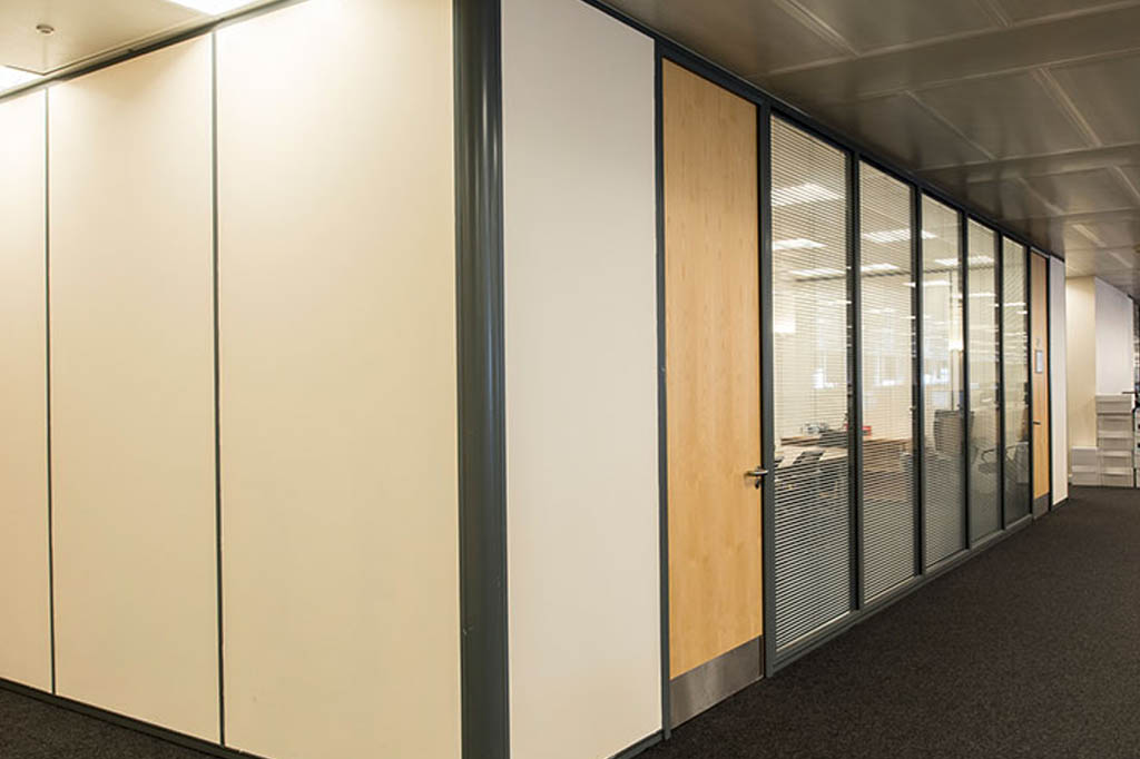 Solid Office Partitions